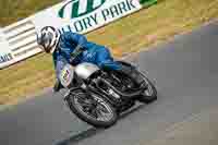 Vintage-motorcycle-club;eventdigitalimages;mallory-park;mallory-park-trackday-photographs;no-limits-trackdays;peter-wileman-photography;trackday-digital-images;trackday-photos;vmcc-festival-1000-bikes-photographs
